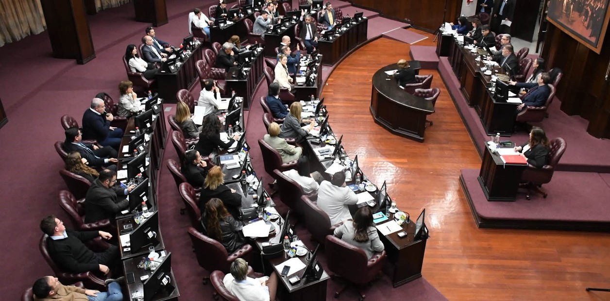 Reforma constitucional: el Bloque Justicialista exige un debate abierto y advierte sobre el avasallamiento de la autonomía municipal