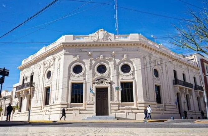 Proyecto de ordenanza: Plan de desendeudamiento para la familia municipal